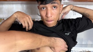 Exclusive Handjob Casting – Nick Boyka