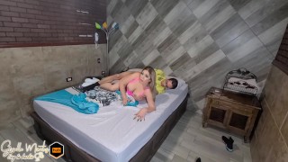 Soy dueña de un hotel y mi cliente está molesto por qué no hay buen servicio y tuve que contentarlo