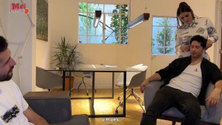 Me follo al mejor amigo de mi esposo en la cocina